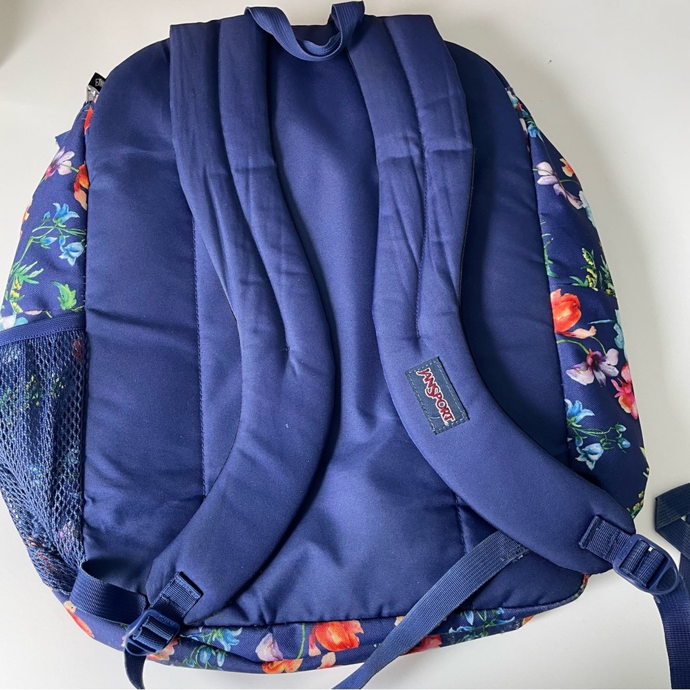 Backpackck - Picture 2 of 4